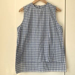 Perfect summer gingham tank.